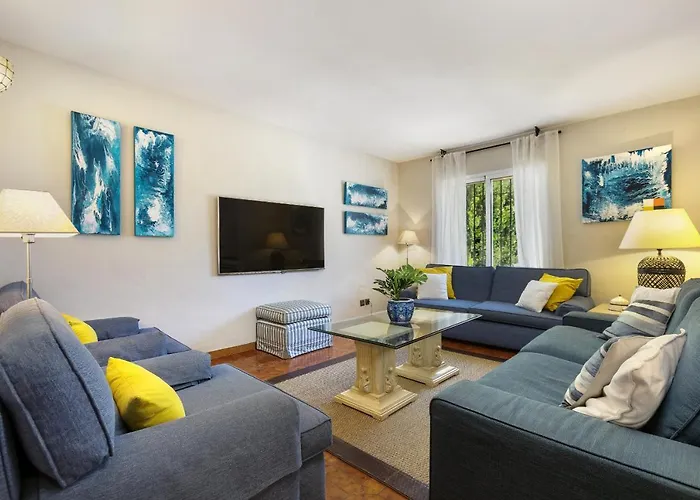 Casa Del Mar By Finest Holiday home